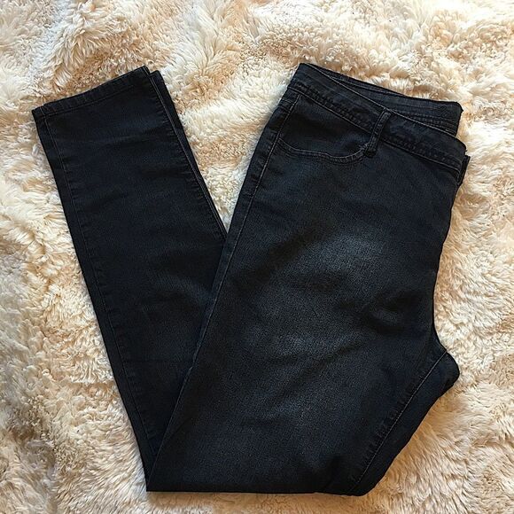 BISOU BISOU Lightweight Pull-on‎ Mid-Rise Black Jegging - Picture 1 of 8